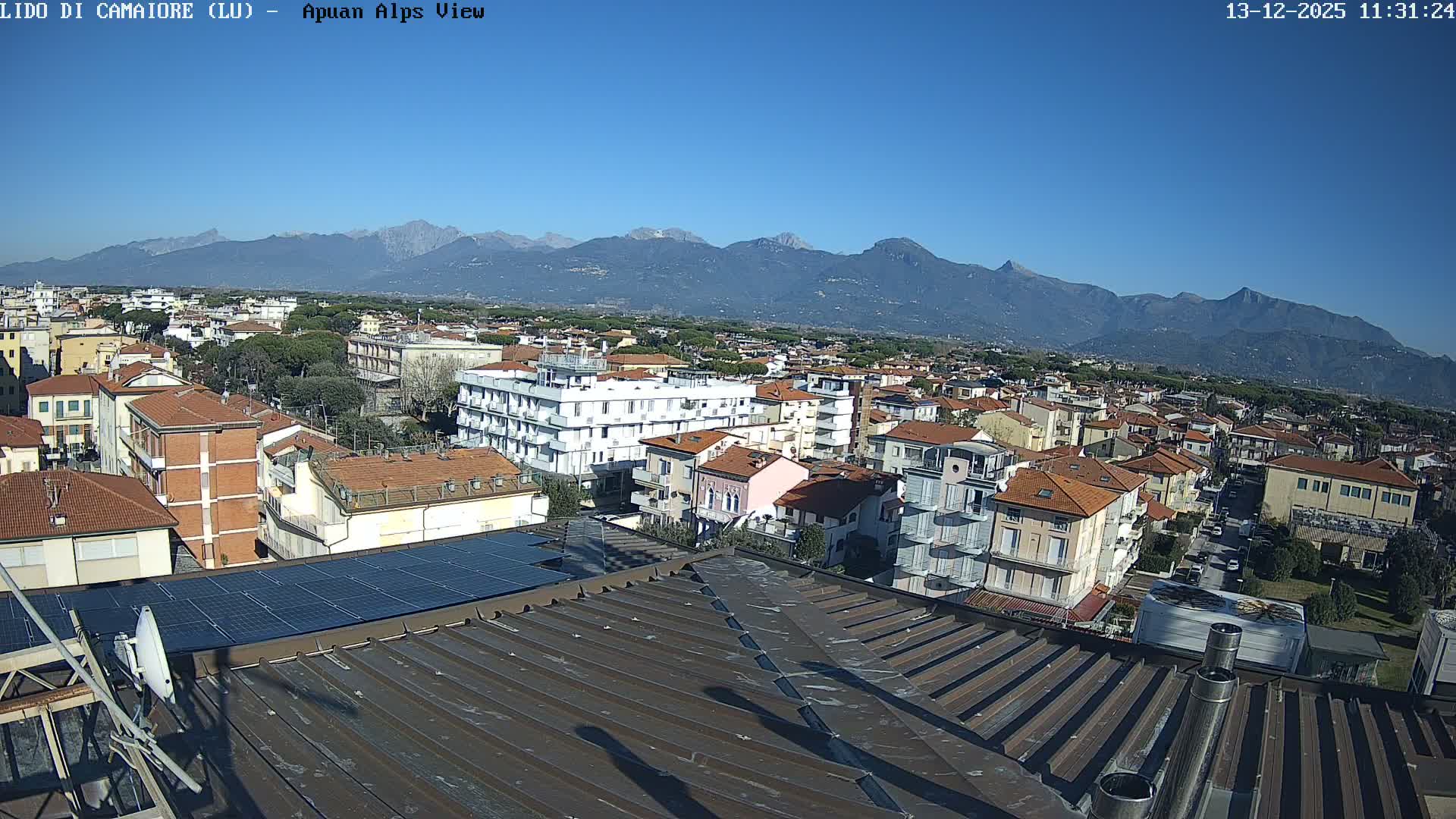 Apuan Alps Live Cam from Lido di Camaiore - Lucca, Italy