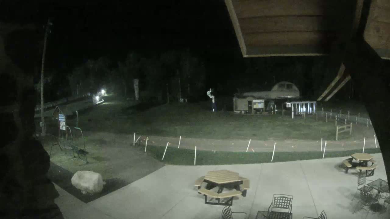 Giants Ridge Main Square, Ski Slopes & Cable Car Live Cam - Biwabik, Saint Louis, Minnesota, USA