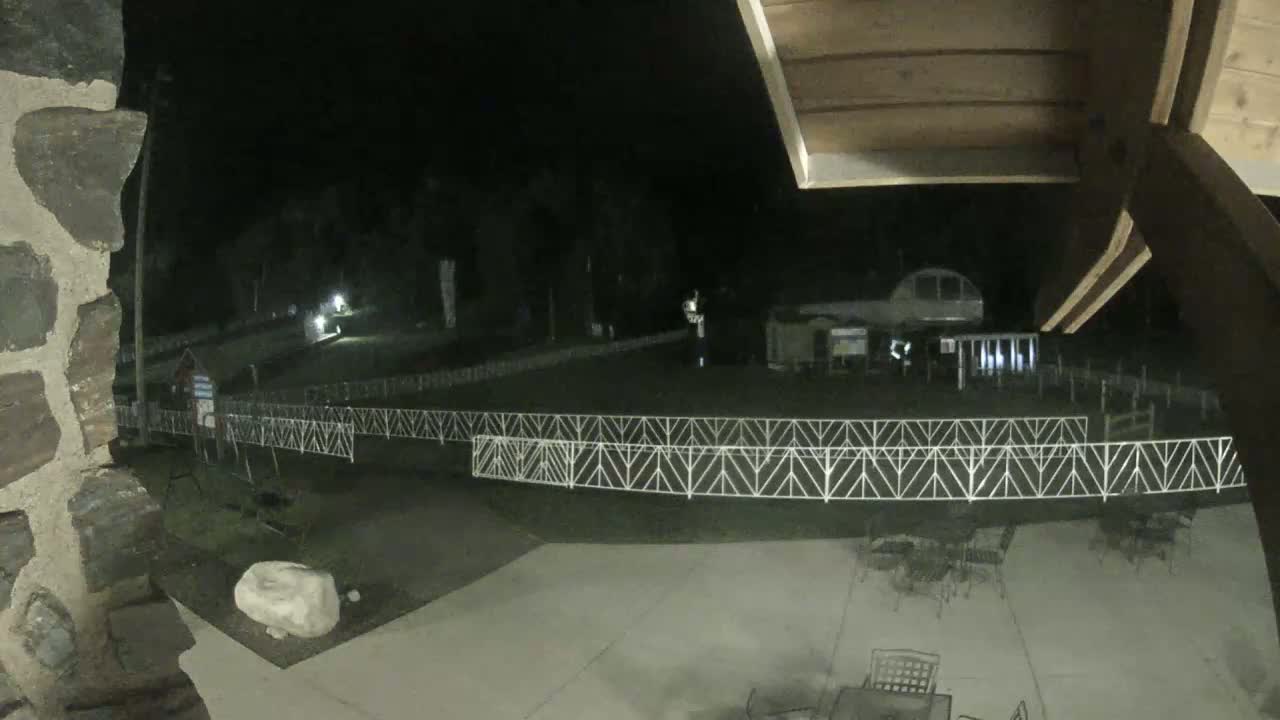 Giants Ridge Main Square, Ski Slopes & Cable Car Live Cam - Biwabik, Saint Louis, Minnesota, USA