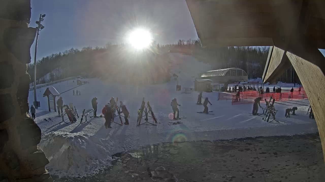 Giants Ridge Main Square, Ski Slopes & Cable Car Live Cam - Biwabik, Saint Louis, Minnesota, USA