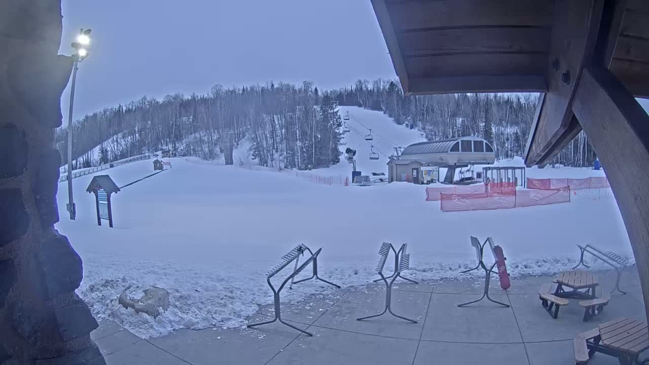 Giants Ridge Main Square, Ski Slopes & Cable Car Live Cam - Biwabik, Saint Louis, Minnesota, USA