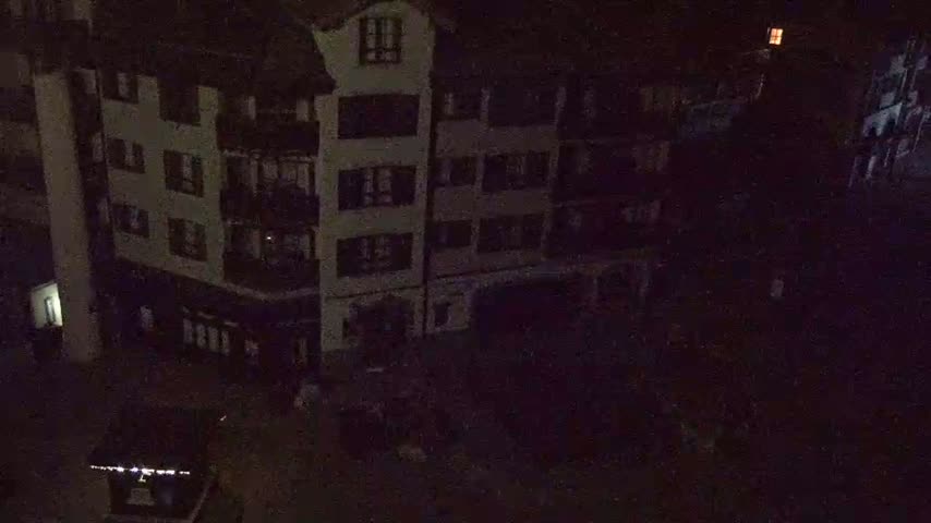 Les Arcs, Arc 1950 Ski Village Live Cam - Bourg-Saint-Maurice, Savoie, Auvergne-Rhône-Alpes, France