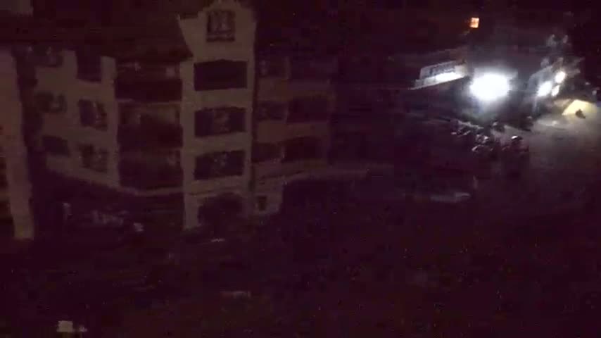 Les Arcs, Arc 1950 Ski Village Live Cam - Bourg-Saint-Maurice, Savoie, Auvergne-Rhône-Alpes, France