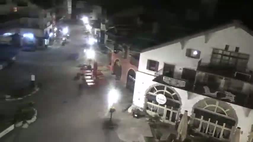 Les Arcs, Arc 1950 Ski Village Live Cam - Bourg-Saint-Maurice, Savoie, Auvergne-Rhône-Alpes, France