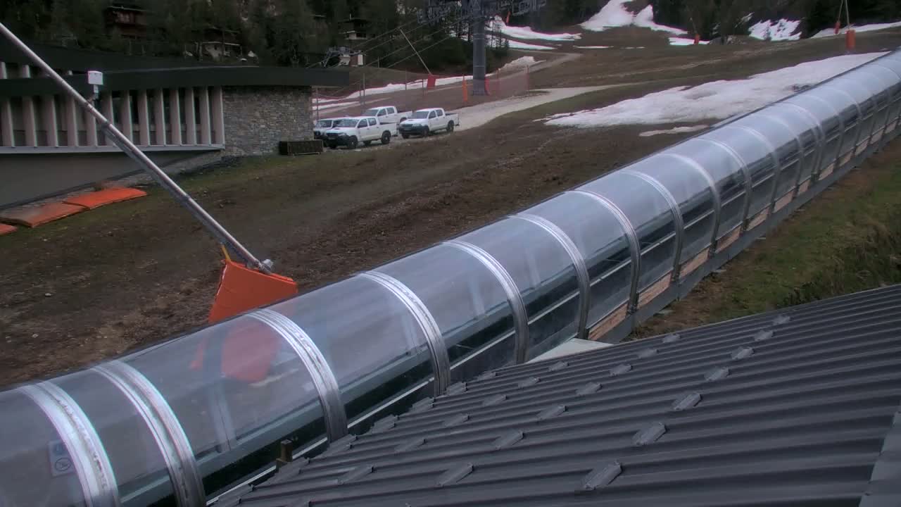 La Plagne Tarentaise, La Plagne Ski Village & Ski Slopes Live Cam - Bourg-Saint-Maurice, Savoie, 	Auvergne-Rhône-Alpes, France
