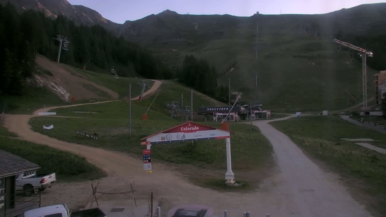 La Plagne Tarentaise, La Plagne Ski Village & Ski Slopes Live Cam - Bourg-Saint-Maurice, Savoie, 	Auvergne-Rhône-Alpes, France