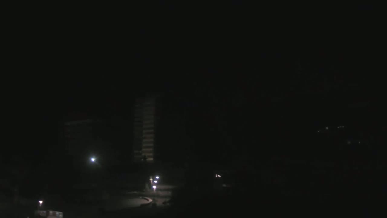 La Plagne Tarentaise, La Plagne Ski Village & Ski Slopes Live Cam - Bourg-Saint-Maurice, Savoie, 	Auvergne-Rhône-Alpes, France