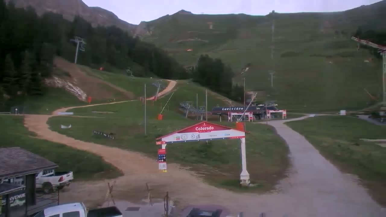 La Plagne Tarentaise, La Plagne Ski Village & Ski Slopes Live Cam - Bourg-Saint-Maurice, Savoie, 	Auvergne-Rhône-Alpes, France