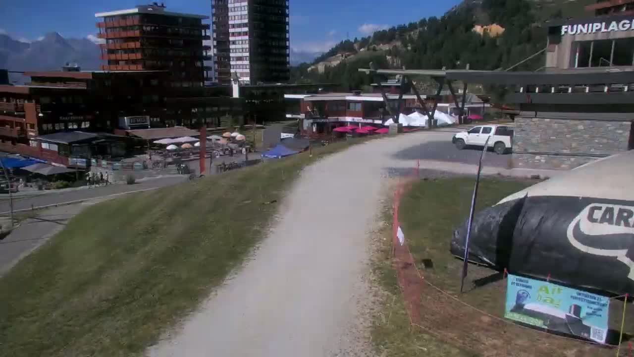 La Plagne Tarentaise, La Plagne Ski Village & Ski Slopes Live Cam - Bourg-Saint-Maurice, Savoie, 	Auvergne-Rhône-Alpes, France