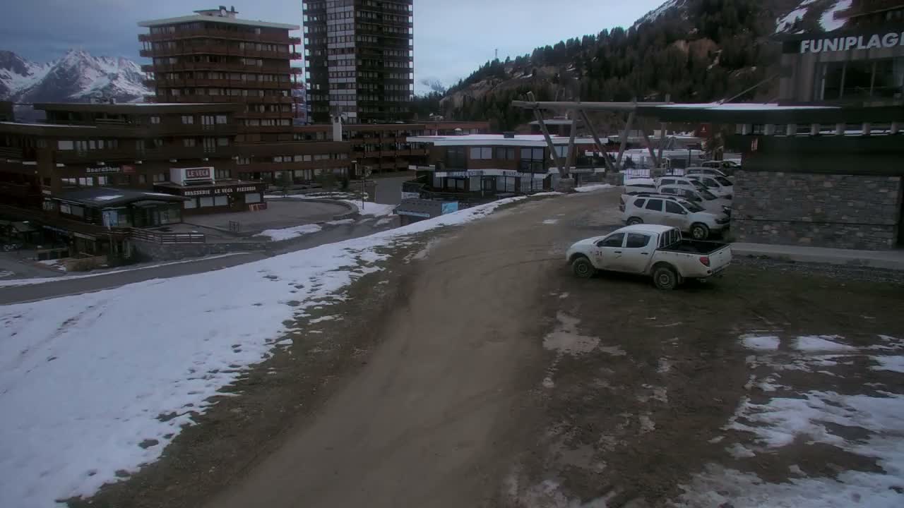 La Plagne Tarentaise, La Plagne Ski Village & Ski Slopes Live Cam - Bourg-Saint-Maurice, Savoie, 	Auvergne-Rhône-Alpes, France