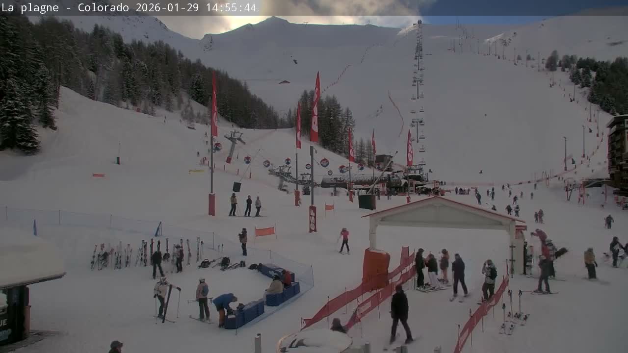 La Plagne Tarentaise, La Plagne Ski Village & Ski Slopes Live Cam - Bourg-Saint-Maurice, Savoie, 	Auvergne-Rhône-Alpes, France