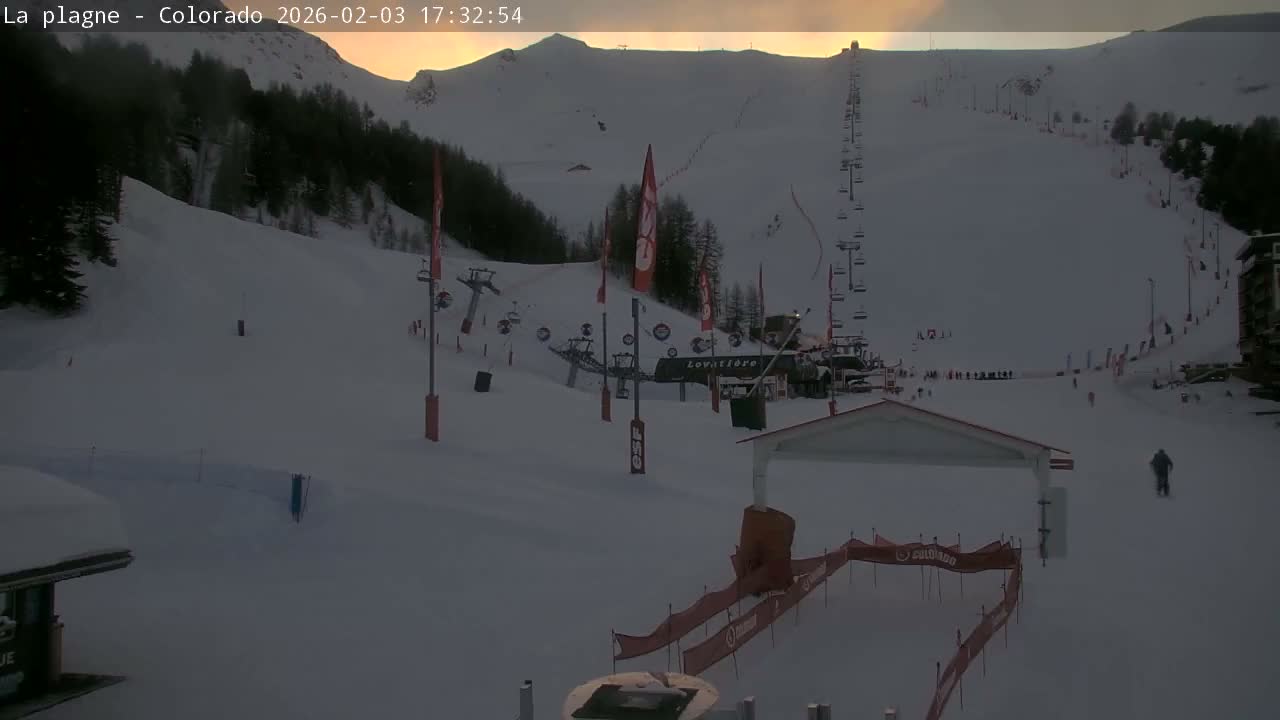 La Plagne Tarentaise, La Plagne Ski Village & Ski Slopes Live Cam - Bourg-Saint-Maurice, Savoie, 	Auvergne-Rhône-Alpes, France