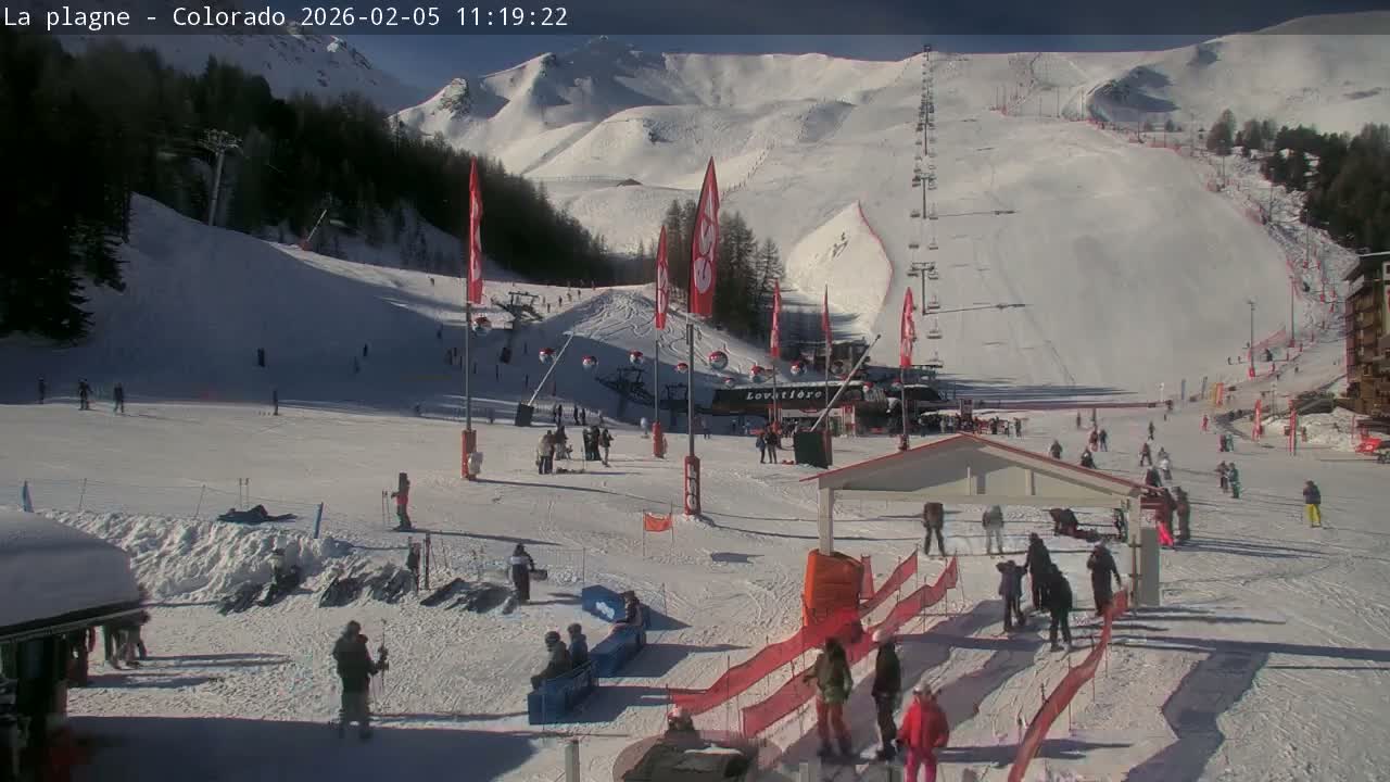 La Plagne Tarentaise, La Plagne Ski Village & Ski Slopes Live Cam - Bourg-Saint-Maurice, Savoie, 	Auvergne-Rhône-Alpes, France