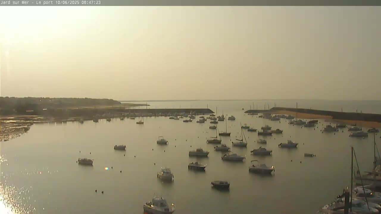 Port of Jard sur Mer & Marine Live Cam - Les Sables-d'Olonne, Vendée, Pays de la Loire, France