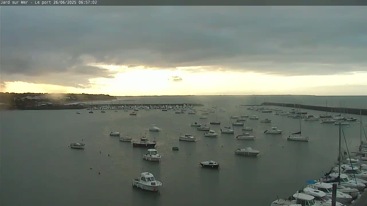 Port of Jard sur Mer & Marine Live Cam - Les Sables-d'Olonne, Vendée, Pays de la Loire, France