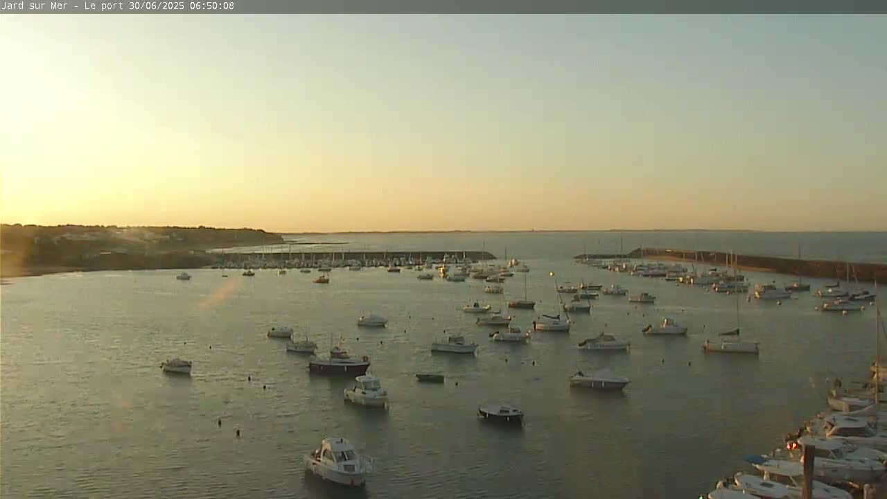 Port of Jard sur Mer & Marine Live Cam - Les Sables-d'Olonne, Vendée, Pays de la Loire, France