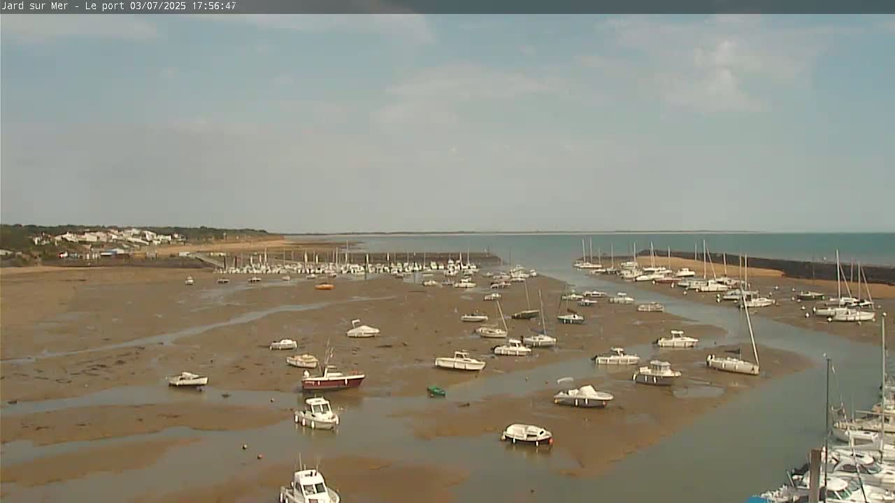Port of Jard sur Mer & Marine Live Cam - Les Sables-d'Olonne, Vendée, Pays de la Loire, France