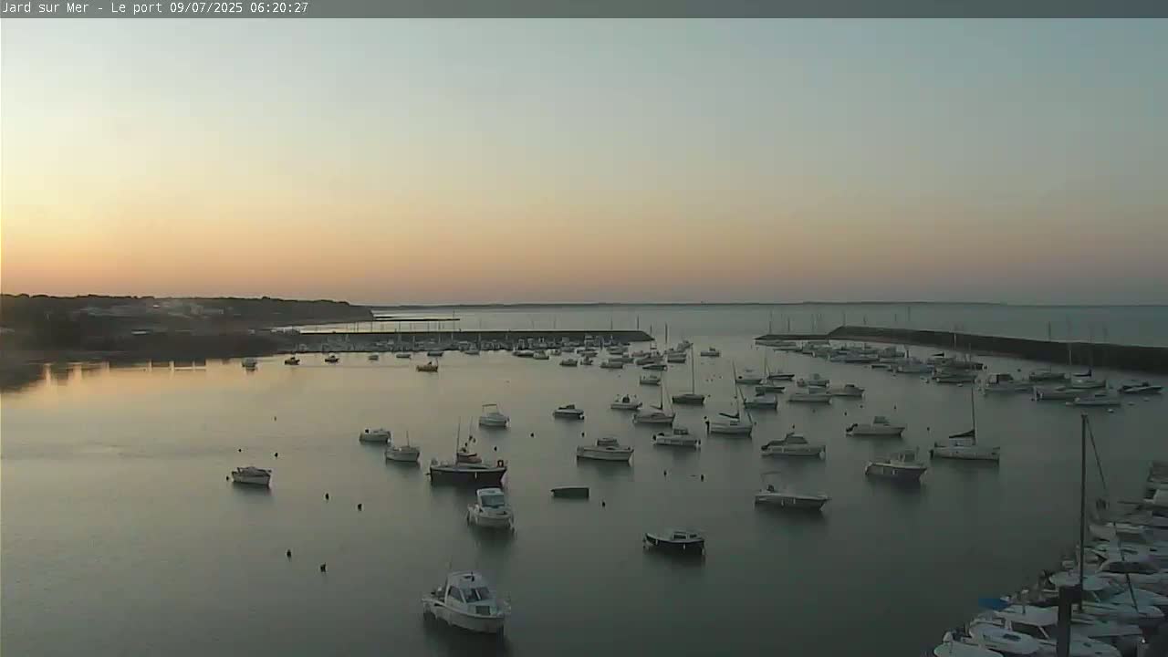 Port of Jard sur Mer & Marine Live Cam - Les Sables-d'Olonne, Vendée, Pays de la Loire, France