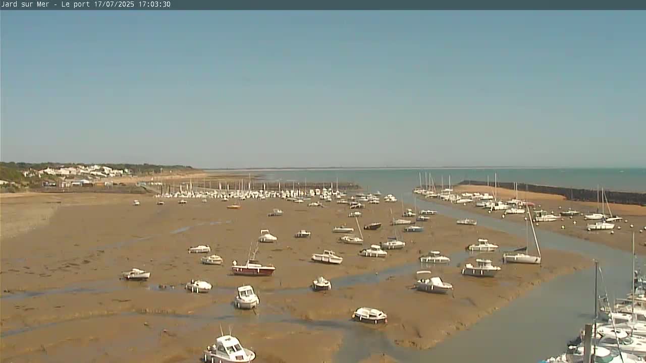 Port of Jard sur Mer & Marine Live Cam - Les Sables-d'Olonne, Vendée, Pays de la Loire, France