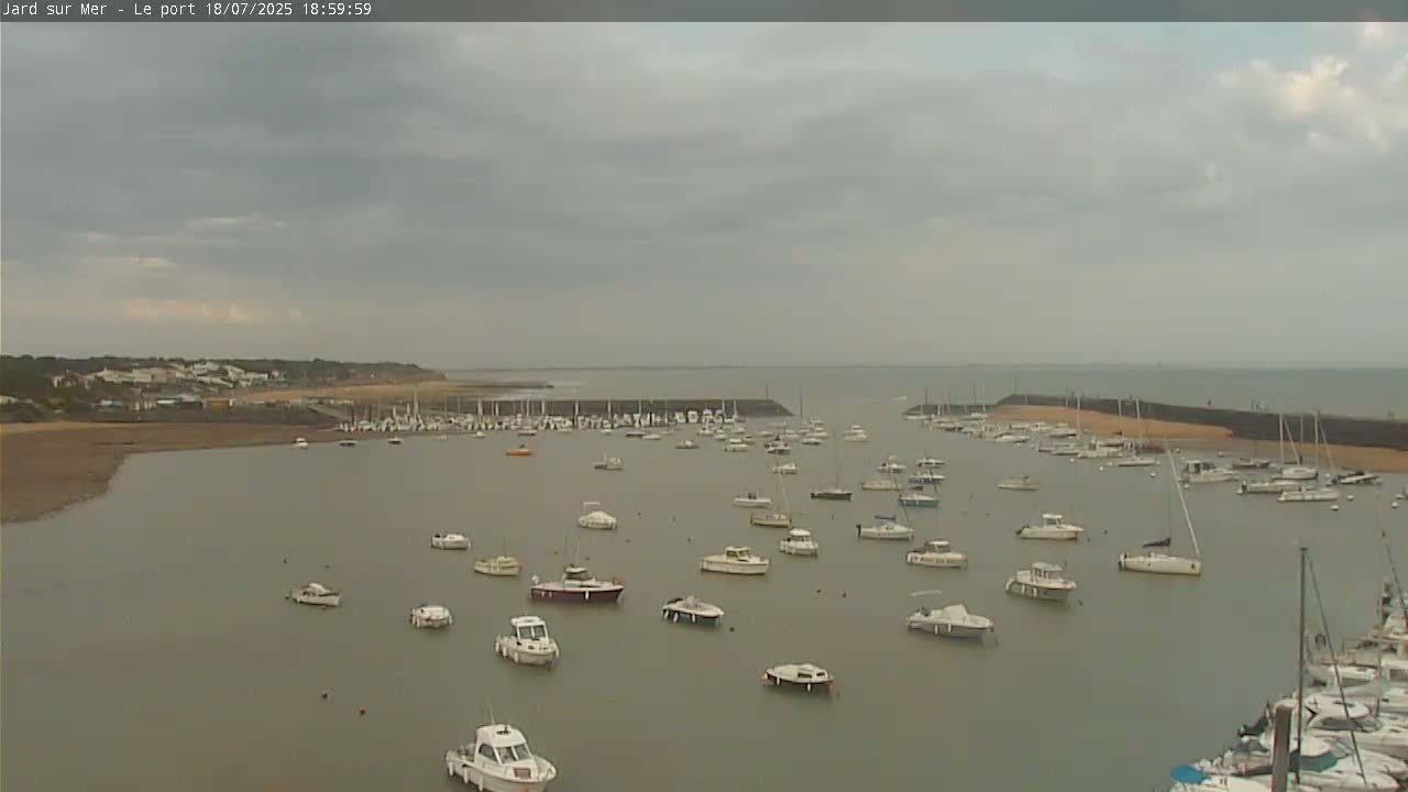 Port of Jard sur Mer & Marine Live Cam - Les Sables-d'Olonne, Vendée, Pays de la Loire, France