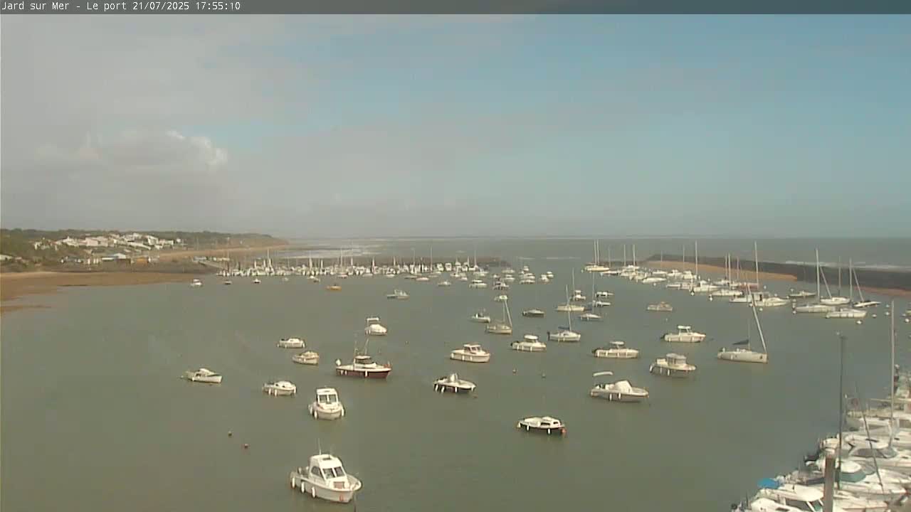 Port of Jard sur Mer & Marine Live Cam - Les Sables-d'Olonne, Vendée, Pays de la Loire, France