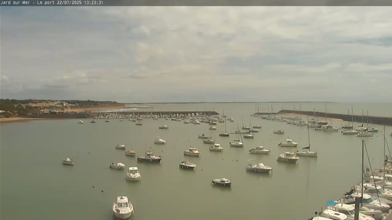 Port of Jard sur Mer & Marine Live Cam - Les Sables-d'Olonne, Vendée, Pays de la Loire, France