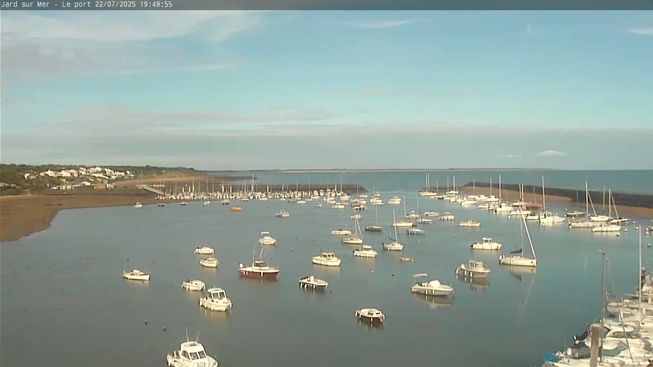 Port of Jard sur Mer & Marine Live Cam - Les Sables-d'Olonne, Vendée, Pays de la Loire, France
