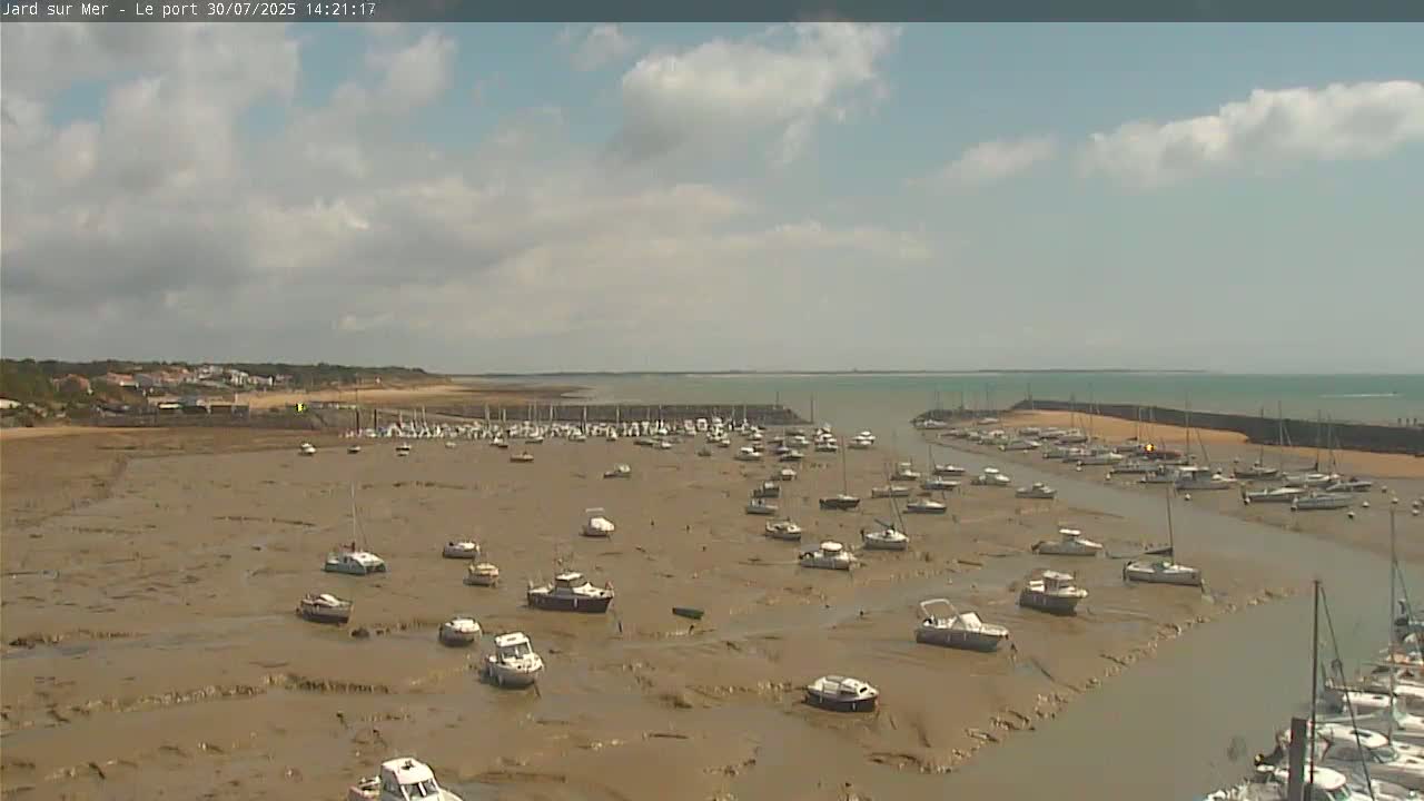 Port of Jard sur Mer & Marine Live Cam - Les Sables-d'Olonne, Vendée, Pays de la Loire, France