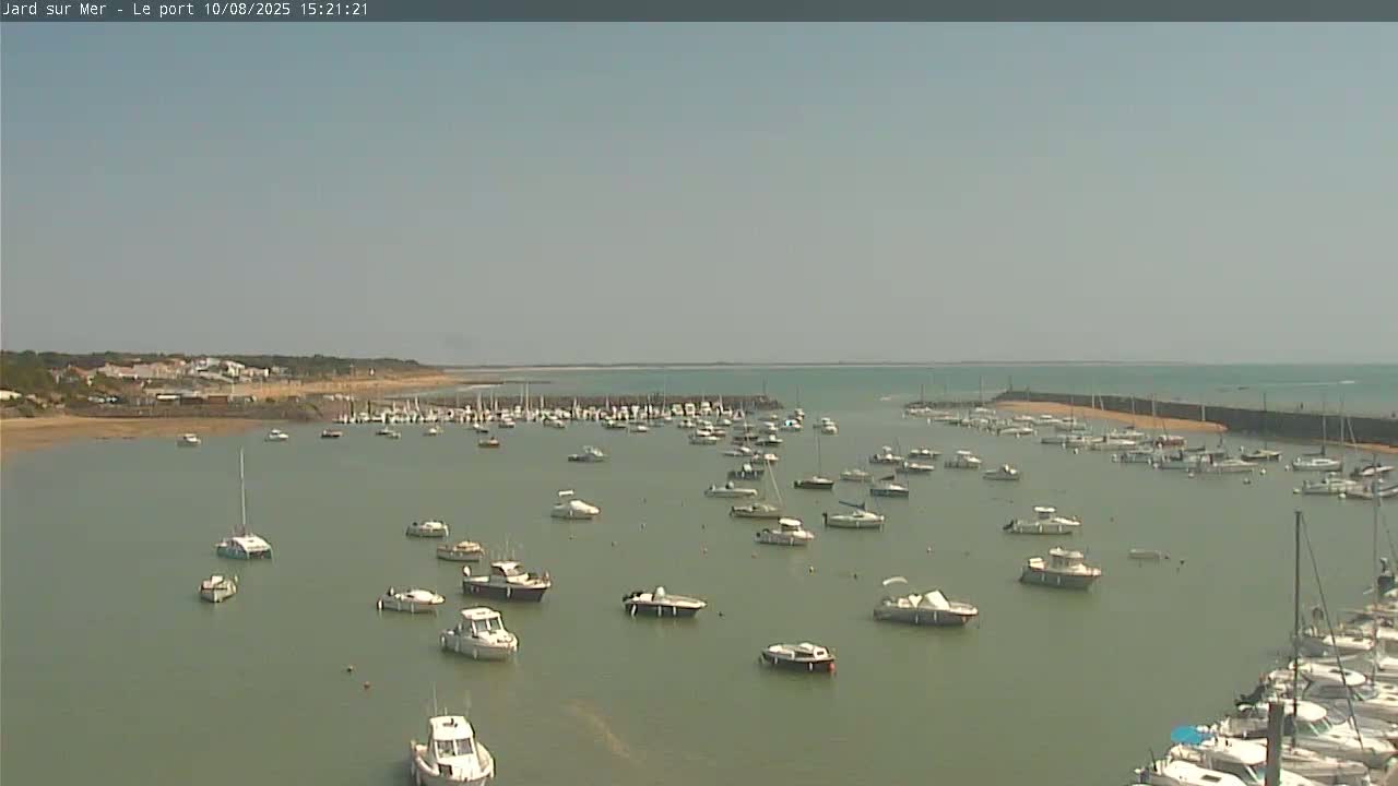 Port of Jard sur Mer & Marine Live Cam - Les Sables-d'Olonne, Vendée, Pays de la Loire, France