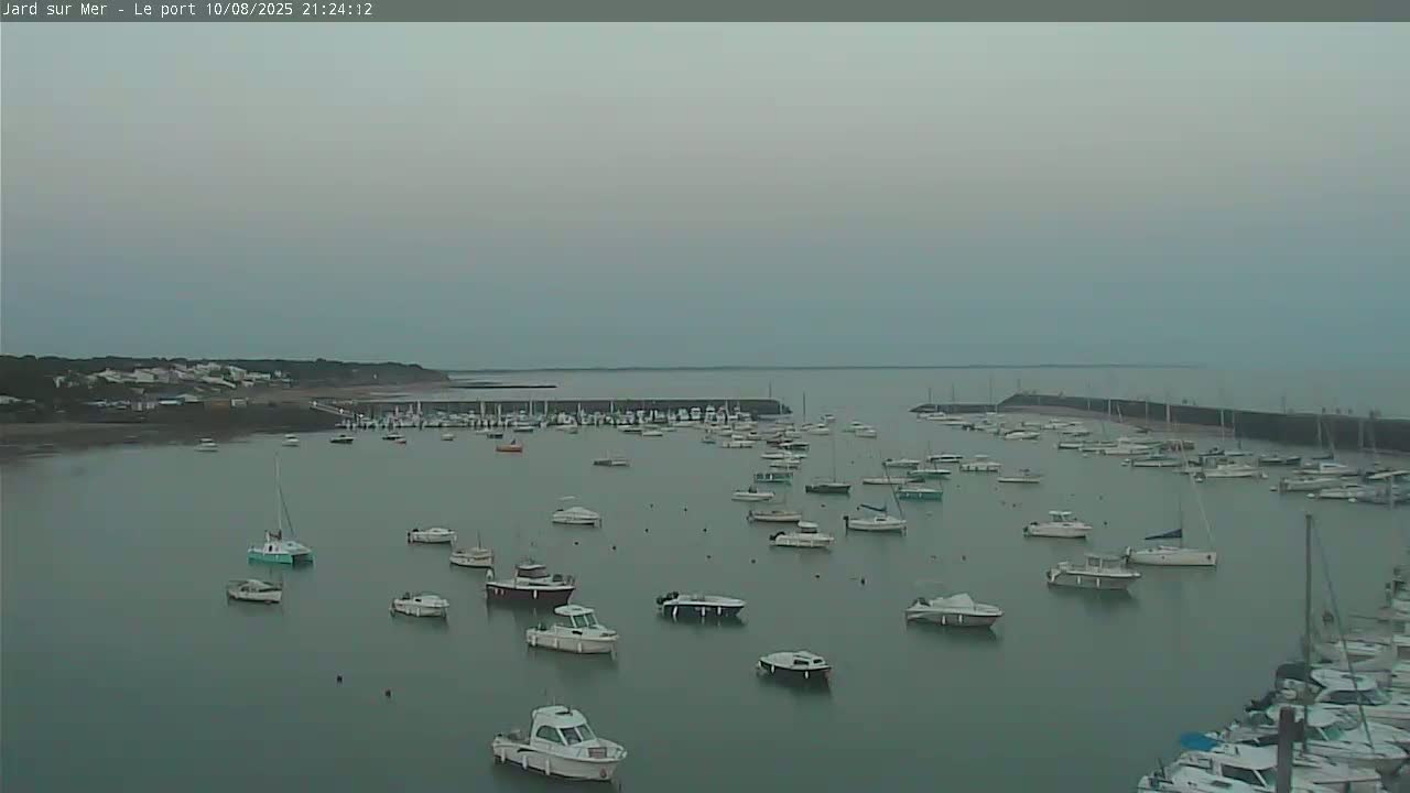 Port of Jard sur Mer & Marine Live Cam - Les Sables-d'Olonne, Vendée, Pays de la Loire, France