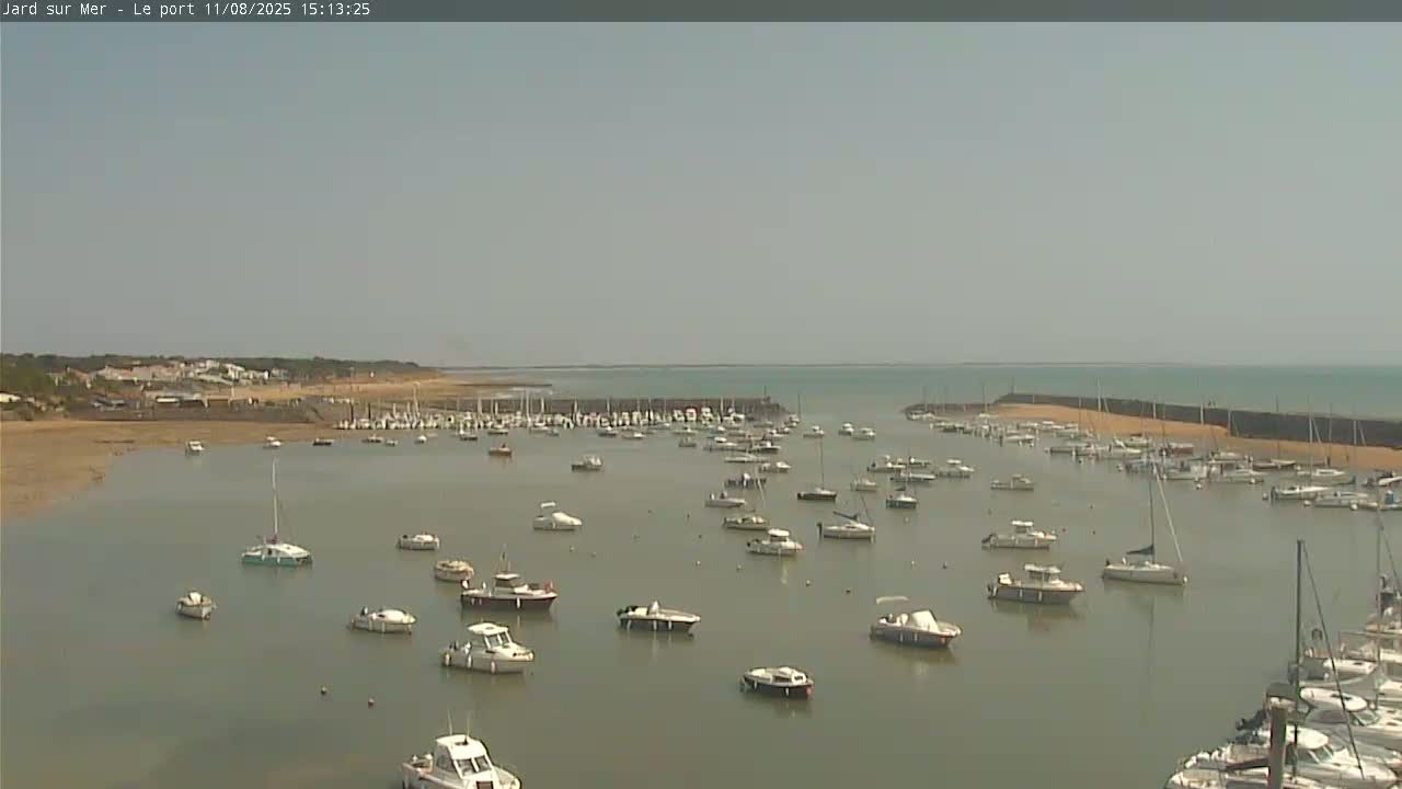 Port of Jard sur Mer & Marine Live Cam - Les Sables-d'Olonne, Vendée, Pays de la Loire, France