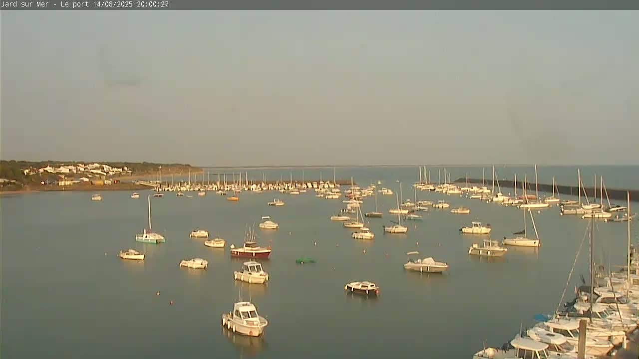 Port of Jard sur Mer & Marine Live Cam - Les Sables-d'Olonne, Vendée, Pays de la Loire, France