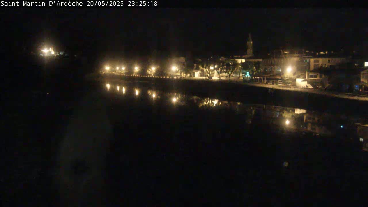 Saint Martin d'Ardèche Village & Ardeche River View Live Cam - Privas, Ardeche, Auvergne-Rhône-Alpes, France