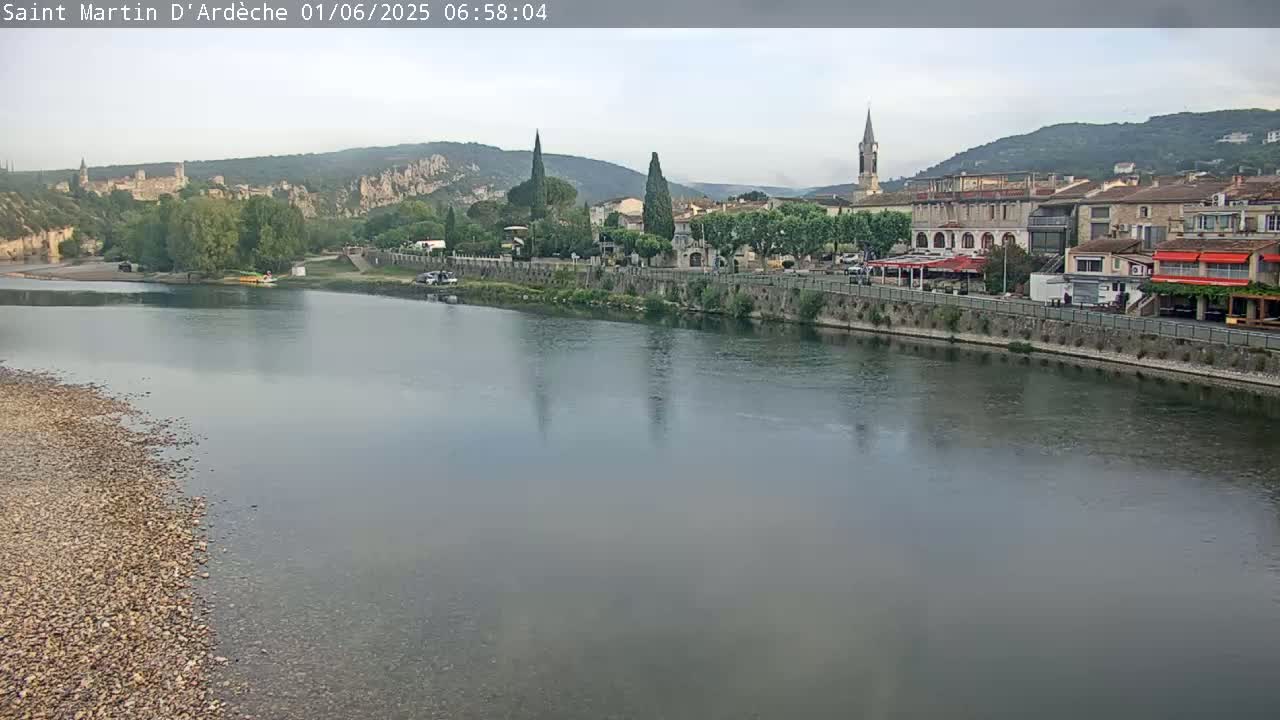 Saint Martin d'Ardèche Village & Ardeche River View Live Cam - Privas, Ardeche, Auvergne-Rhône-Alpes, France