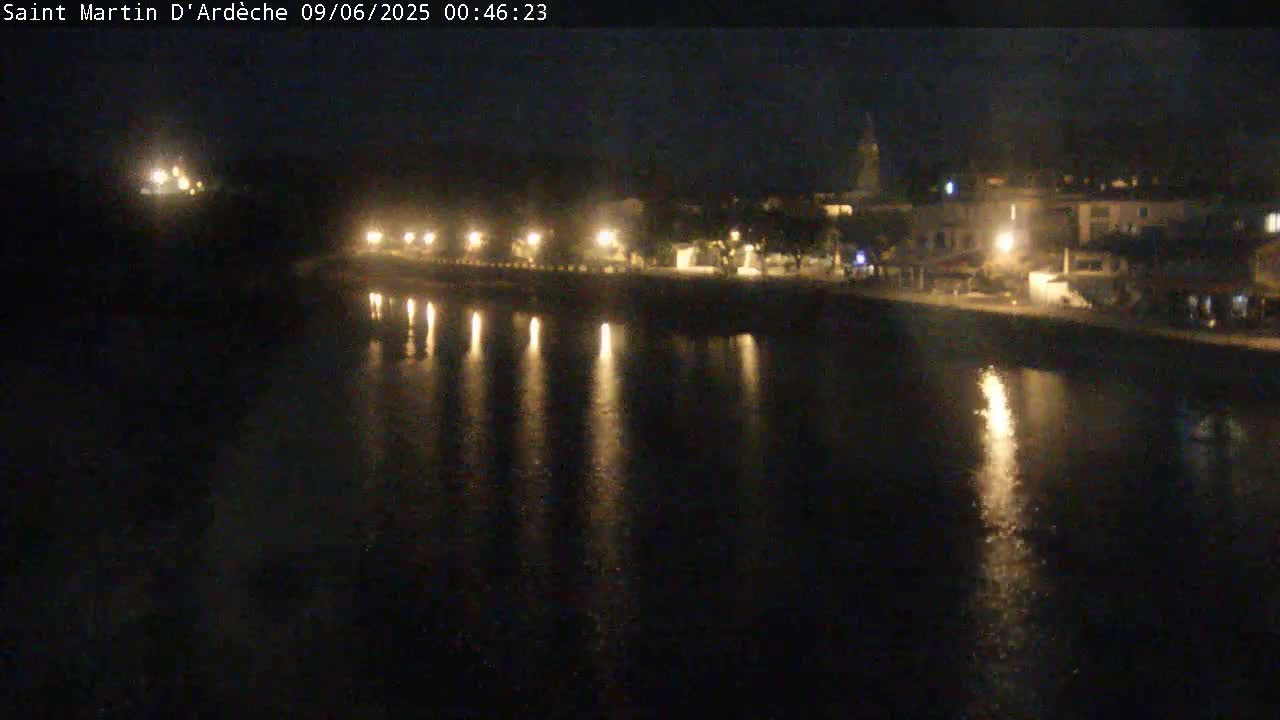 Saint Martin d'Ardèche Village & Ardeche River View Live Cam - Privas, Ardeche, Auvergne-Rhône-Alpes, France