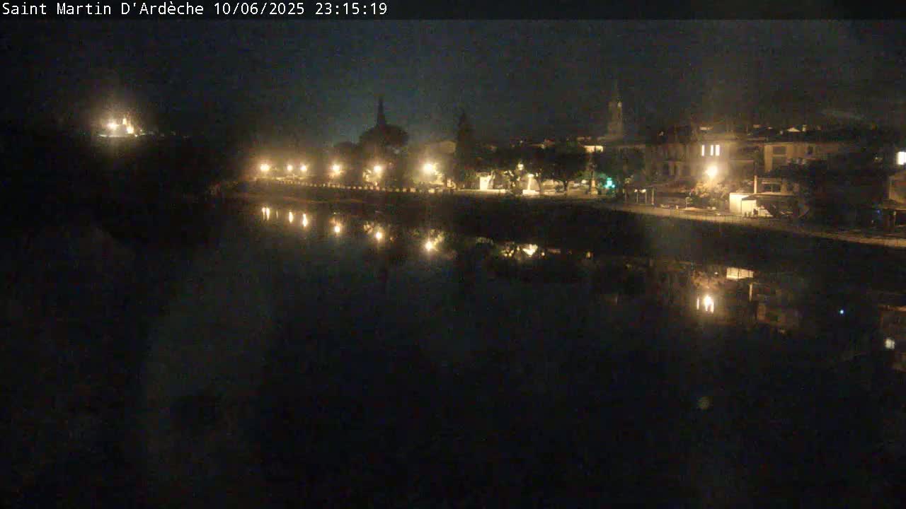 Saint Martin d'Ardèche Village & Ardeche River View Live Cam - Privas, Ardeche, Auvergne-Rhône-Alpes, France