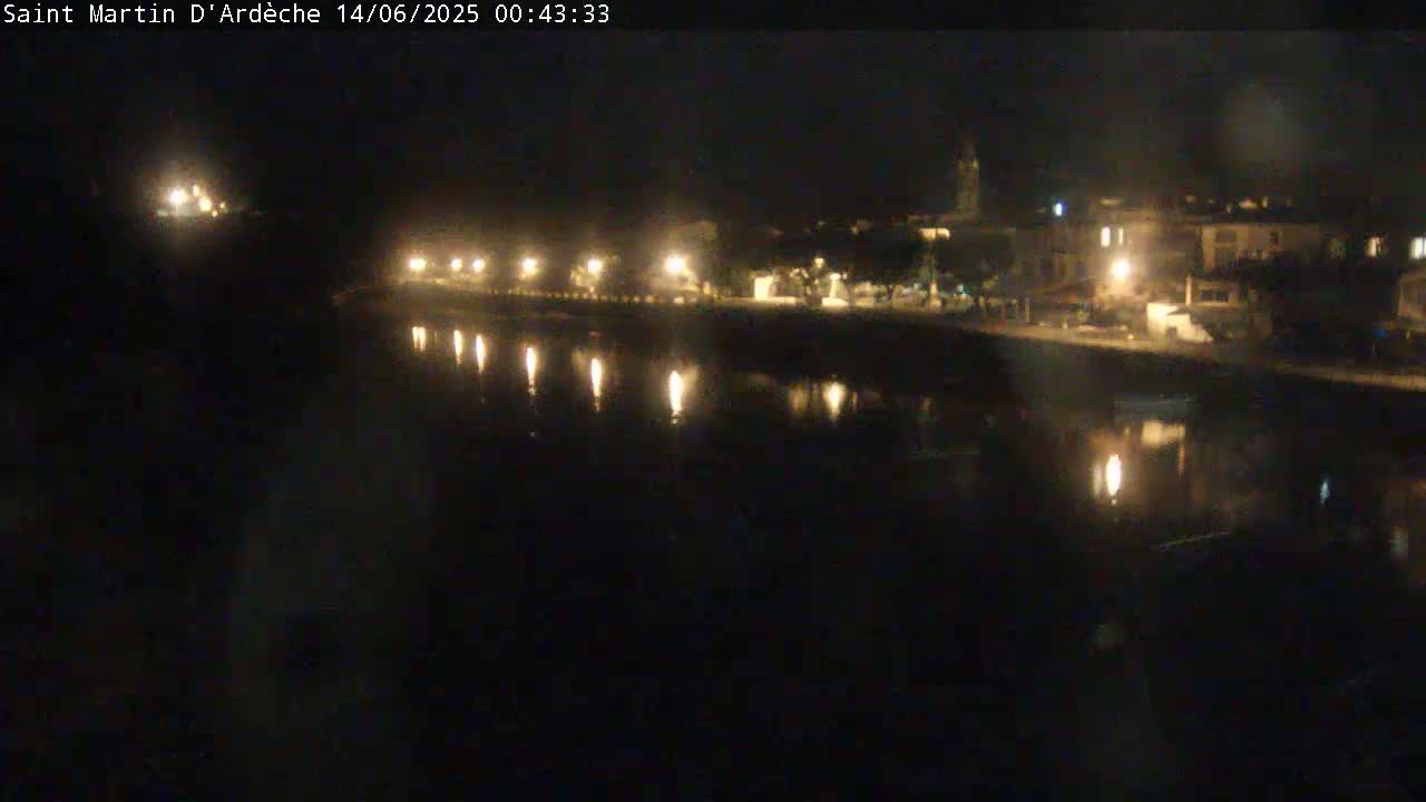 Saint Martin d'Ardèche Village & Ardeche River View Live Cam - Privas, Ardeche, Auvergne-Rhône-Alpes, France