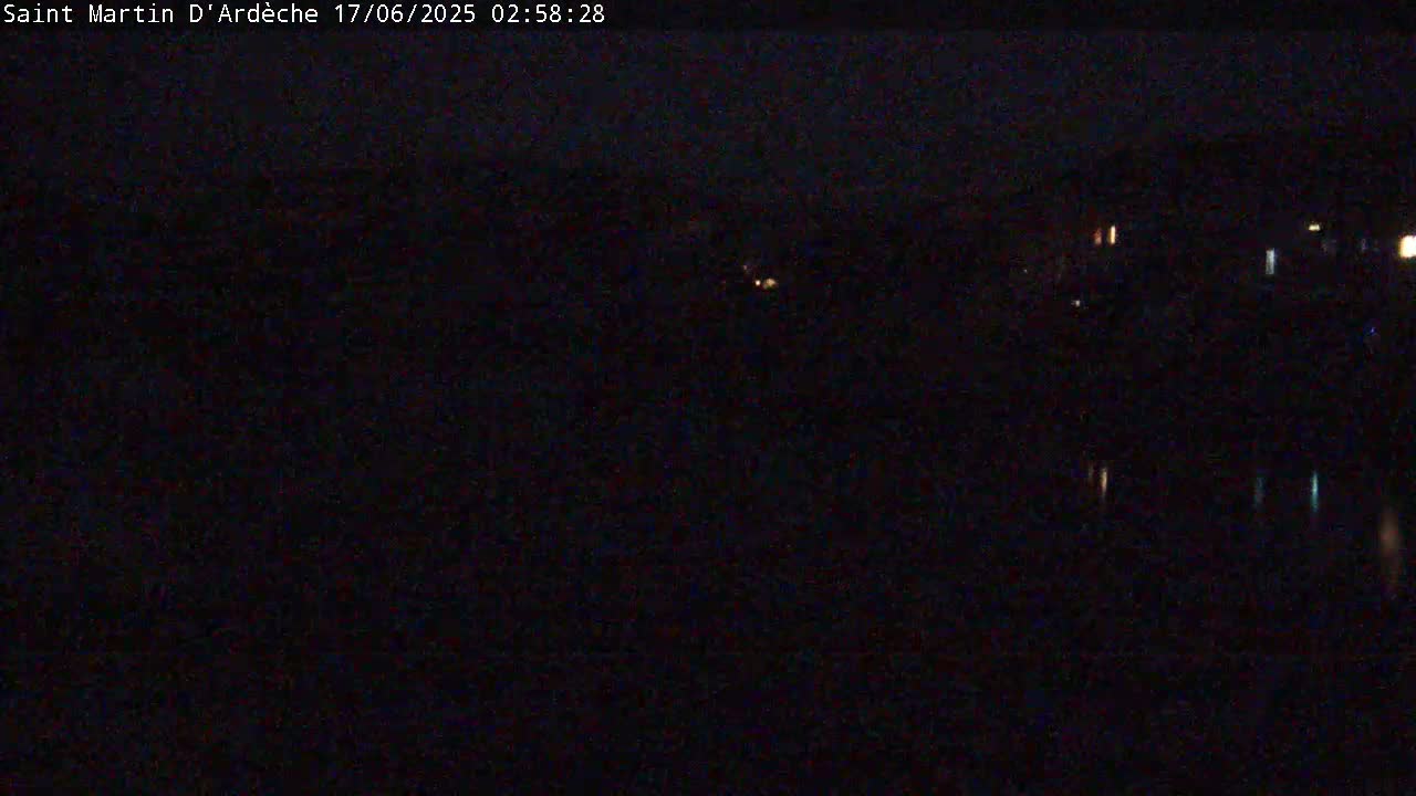 Saint Martin d'Ardèche Village & Ardeche River View Live Cam - Privas, Ardeche, Auvergne-Rhône-Alpes, France