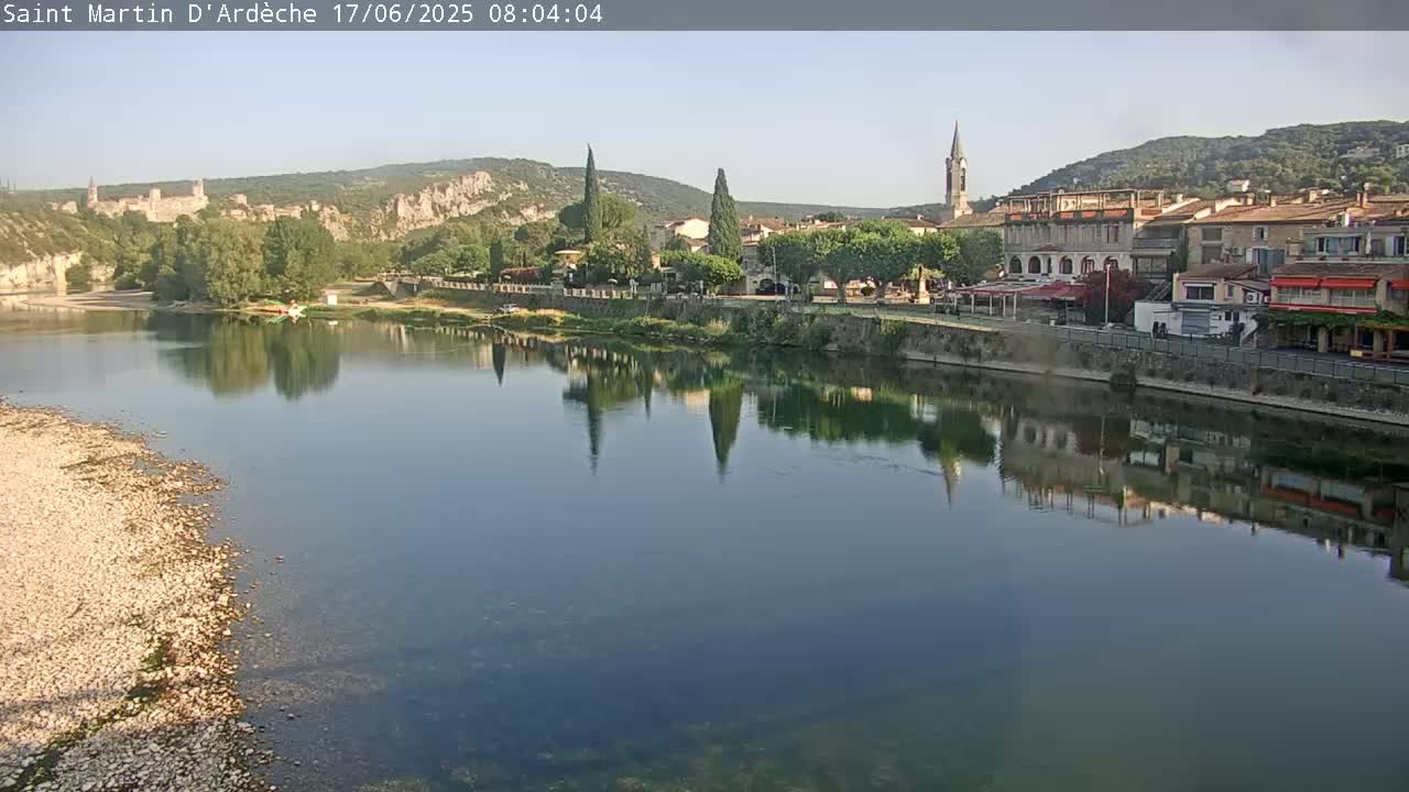 Saint Martin d'Ardèche Village & Ardeche River View Live Cam - Privas, Ardeche, Auvergne-Rhône-Alpes, France