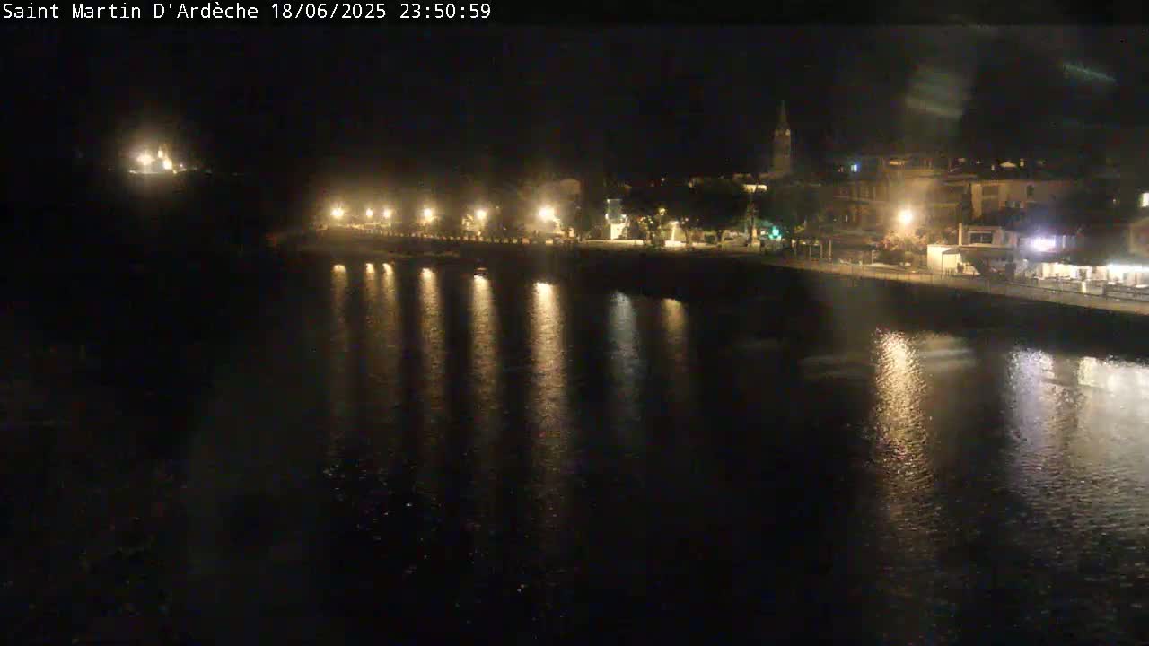 Saint Martin d'Ardèche Village & Ardeche River View Live Cam - Privas, Ardeche, Auvergne-Rhône-Alpes, France
