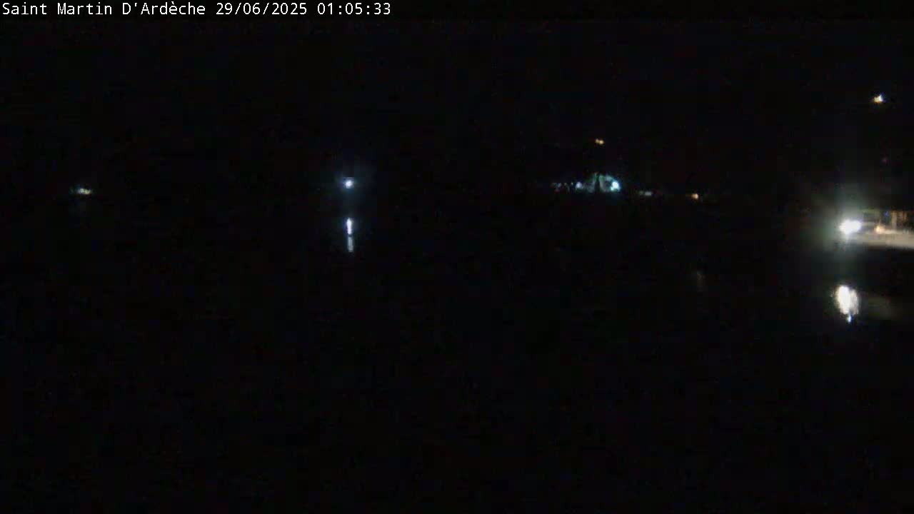 Saint Martin d'Ardèche Village & Ardeche River View Live Cam - Privas, Ardeche, Auvergne-Rhône-Alpes, France