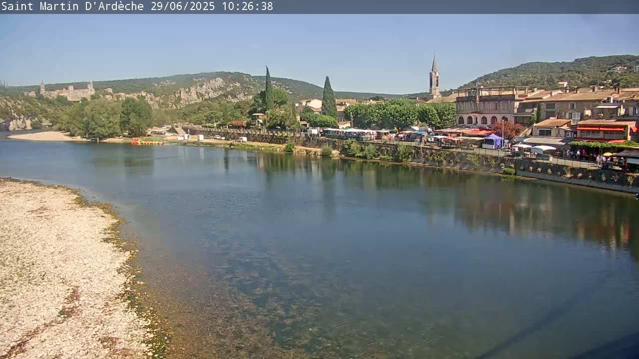 Saint Martin d'Ardèche Village & Ardeche River View Live Cam - Privas, Ardeche, Auvergne-Rhône-Alpes, France