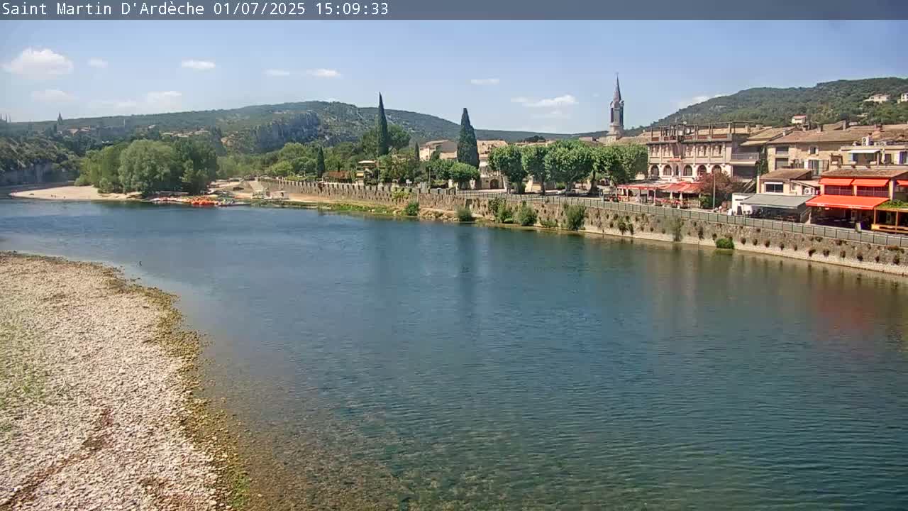 Saint Martin d'Ardèche Village & Ardeche River View Live Cam - Privas, Ardeche, Auvergne-Rhône-Alpes, France
