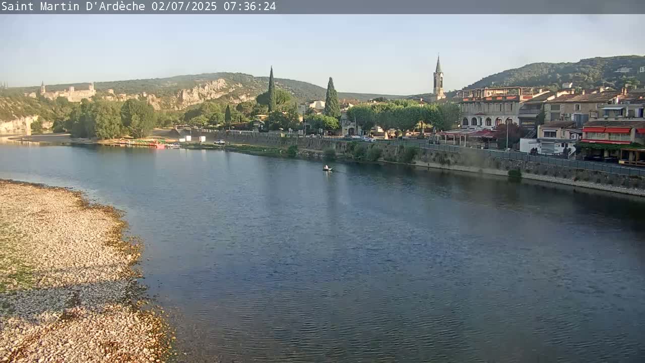 Saint Martin d'Ardèche Village & Ardeche River View Live Cam - Privas, Ardeche, Auvergne-Rhône-Alpes, France