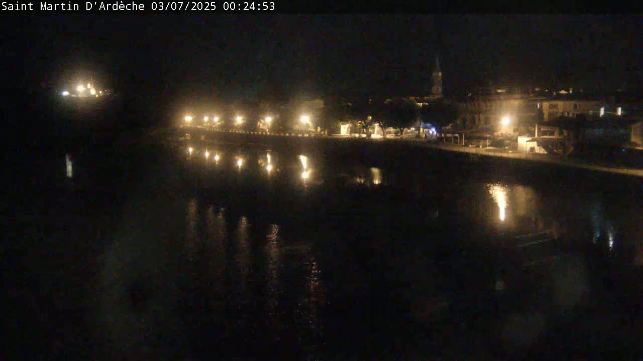 Saint Martin d'Ardèche Village & Ardeche River View Live Cam - Privas, Ardeche, Auvergne-Rhône-Alpes, France