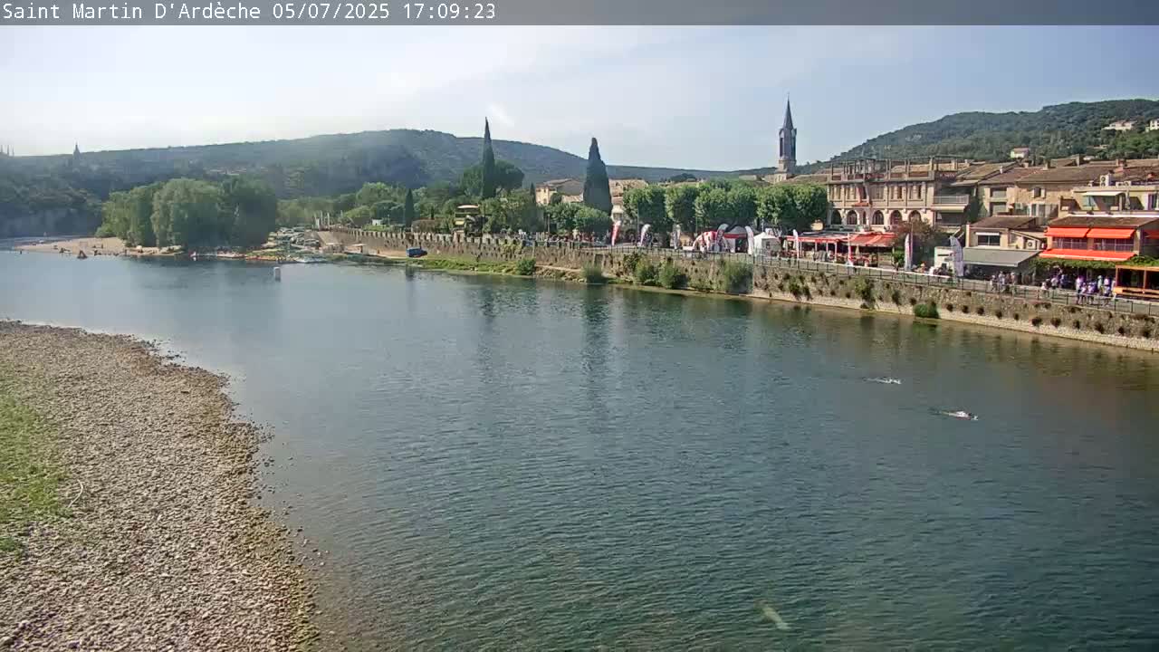 Saint Martin d'Ardèche Village & Ardeche River View Live Cam - Privas, Ardeche, Auvergne-Rhône-Alpes, France