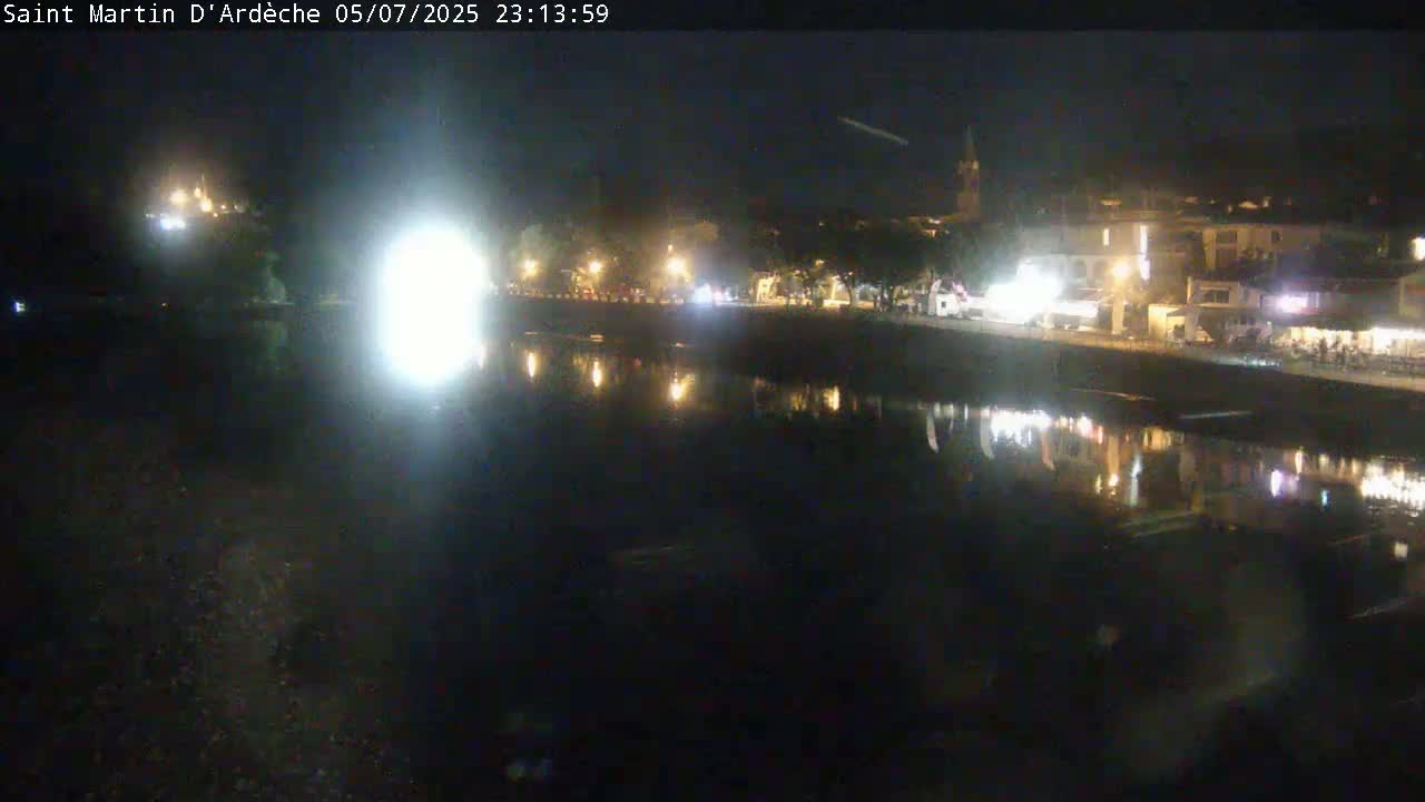 Saint Martin d'Ardèche Village & Ardeche River View Live Cam - Privas, Ardeche, Auvergne-Rhône-Alpes, France