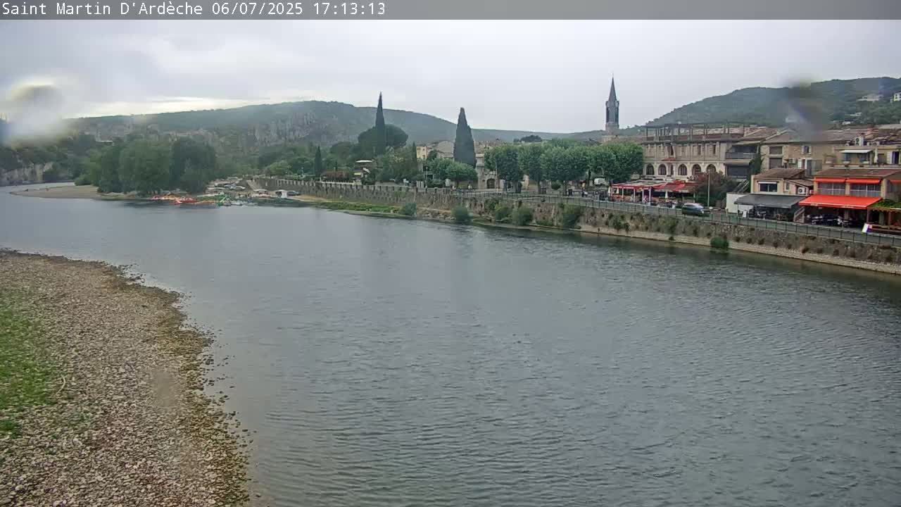 Saint Martin d'Ardèche Village & Ardeche River View Live Cam - Privas, Ardeche, Auvergne-Rhône-Alpes, France