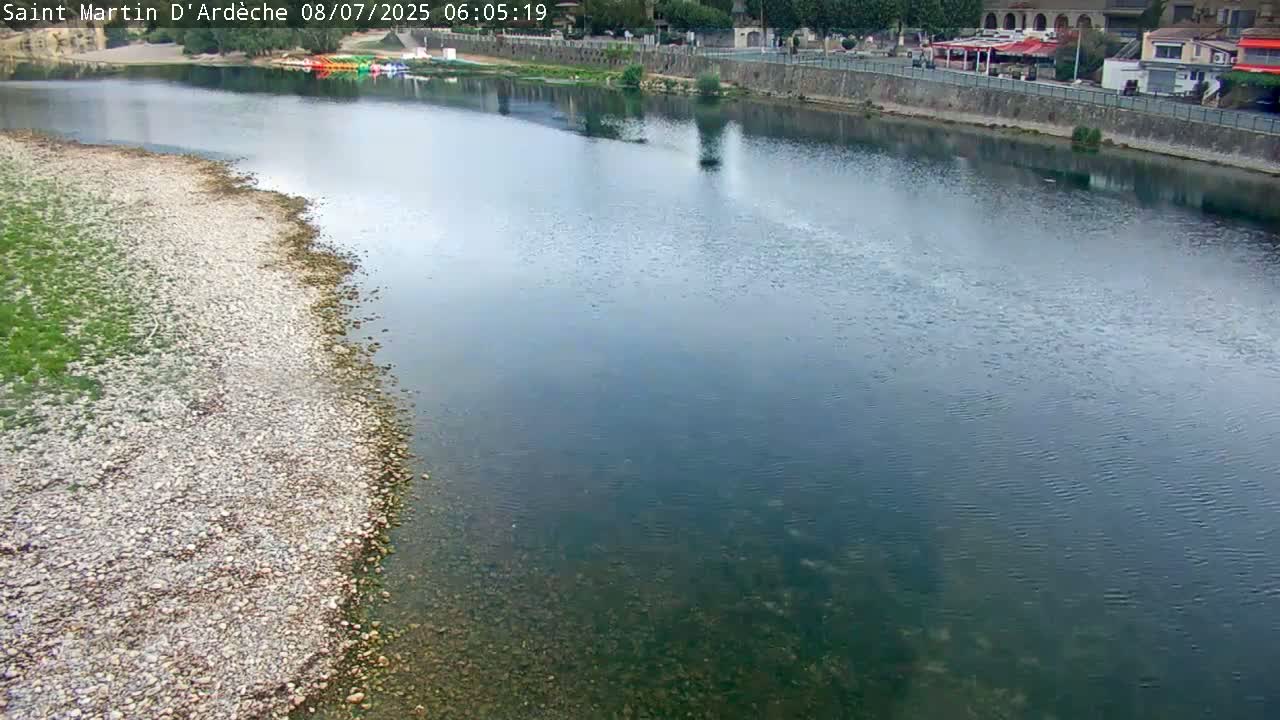 Saint Martin d'Ardèche Village & Ardeche River View Live Cam - Privas, Ardeche, Auvergne-Rhône-Alpes, France