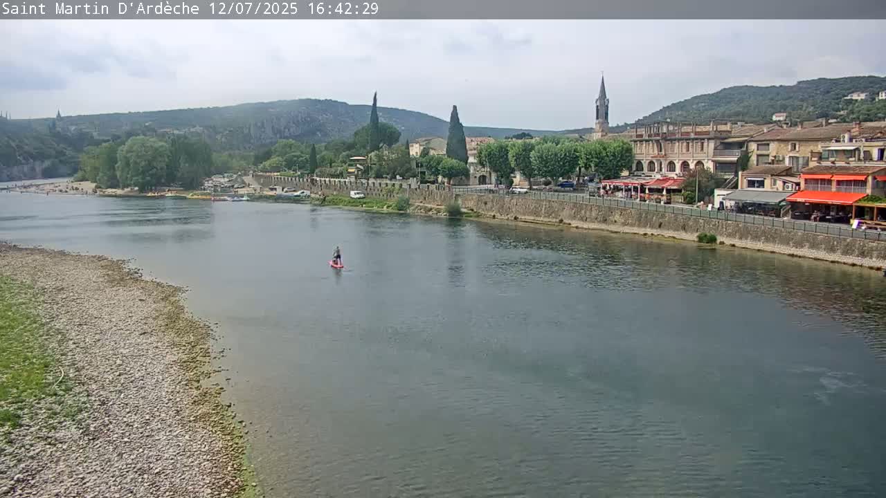Saint Martin d'Ardèche Village & Ardeche River View Live Cam - Privas, Ardeche, Auvergne-Rhône-Alpes, France
